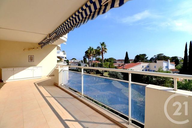 Appartement T3 à vendre - 3 pièces - 71,55 m2 - St Raphael - 83 - PROVENCE-ALPES-COTE-D-AZUR