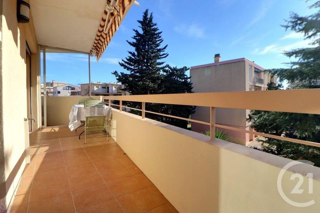 Appartement T3 à vendre - 3 pièces - 63,36 m2 - Frejus - 83 - PROVENCE-ALPES-COTE-D-AZUR