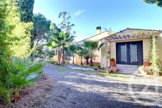 Maison à vendre - 7 pièces - 350 m2 - Frejus - 83 - PROVENCE-ALPES-COTE-D-AZUR