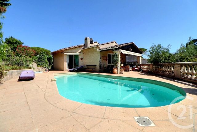 Maison à vendre - 5 pièces - 150 m2 - St Raphael - 83 - PROVENCE-ALPES-COTE-D-AZUR